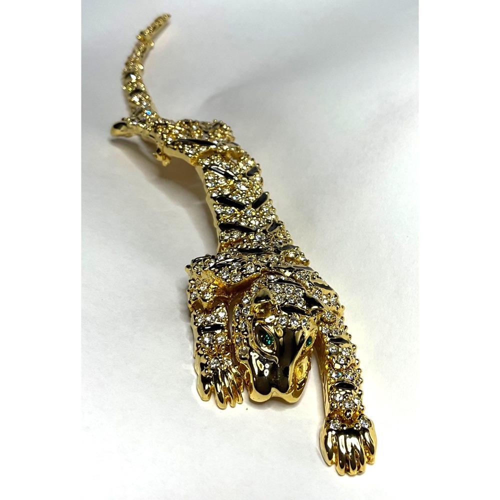 STUNNING VINTAGE SHOULDER BROOCH TIGER, CAT, GOLDTONE GREEN EYED 7.5" x 1 1/2"